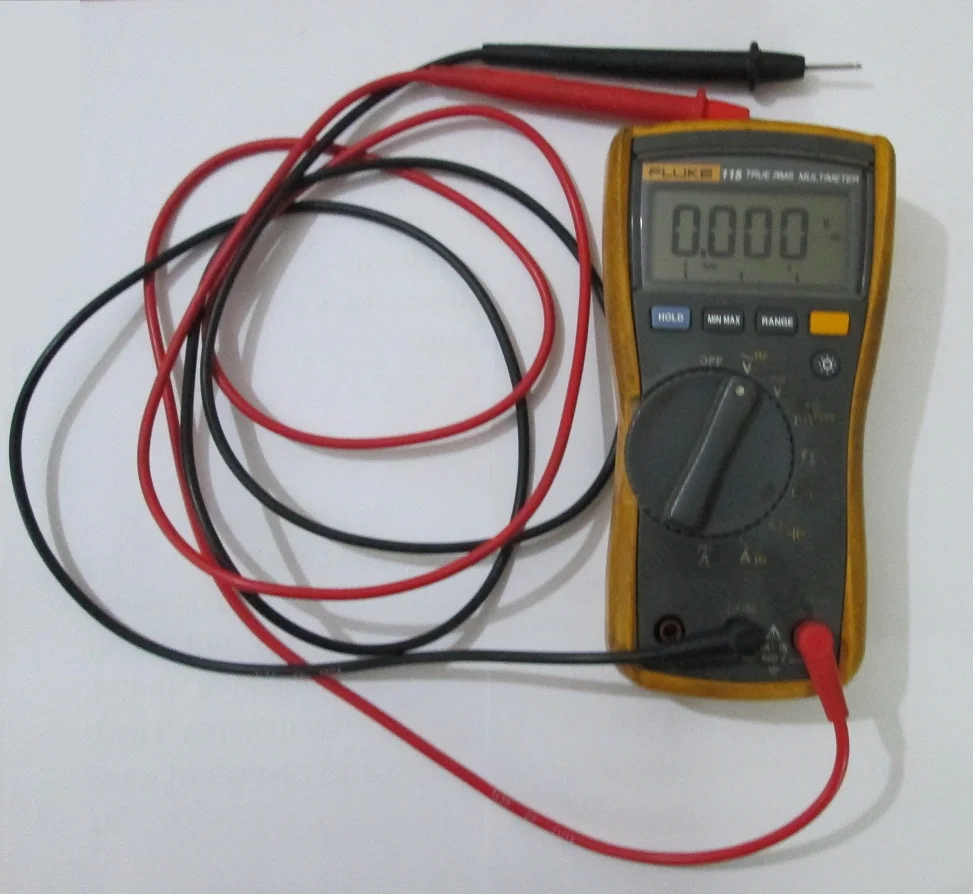 Connecting probes to voltage terminal